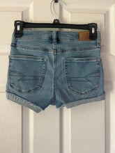 Load image into Gallery viewer, American Eagle, size 000, Hi-rise shortie, Next level stretch, EUC, SMR into fall Women&#39;s XXS (00-0)
