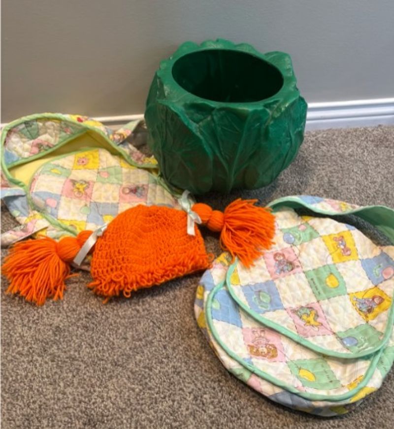 Cabbage Patch Diaper Bag, Doll Carrier, wig, cauliflower storage bin Dolls and Accessories