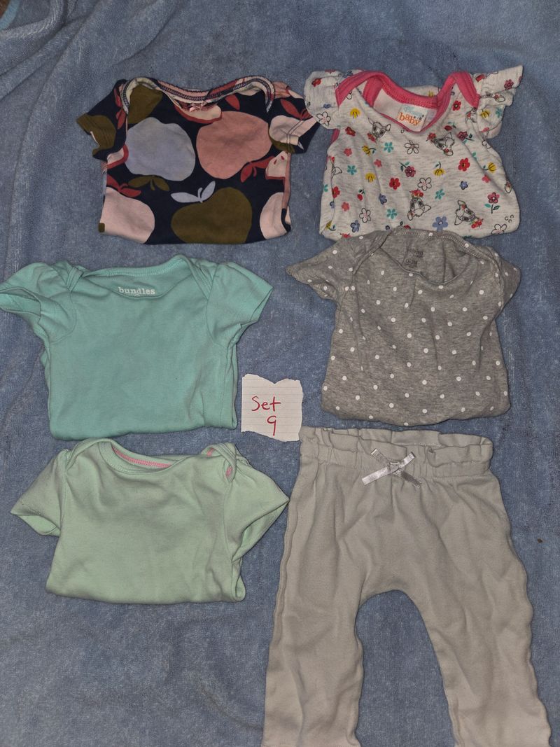 5 onesies and 1 pant Set 9 3 Months