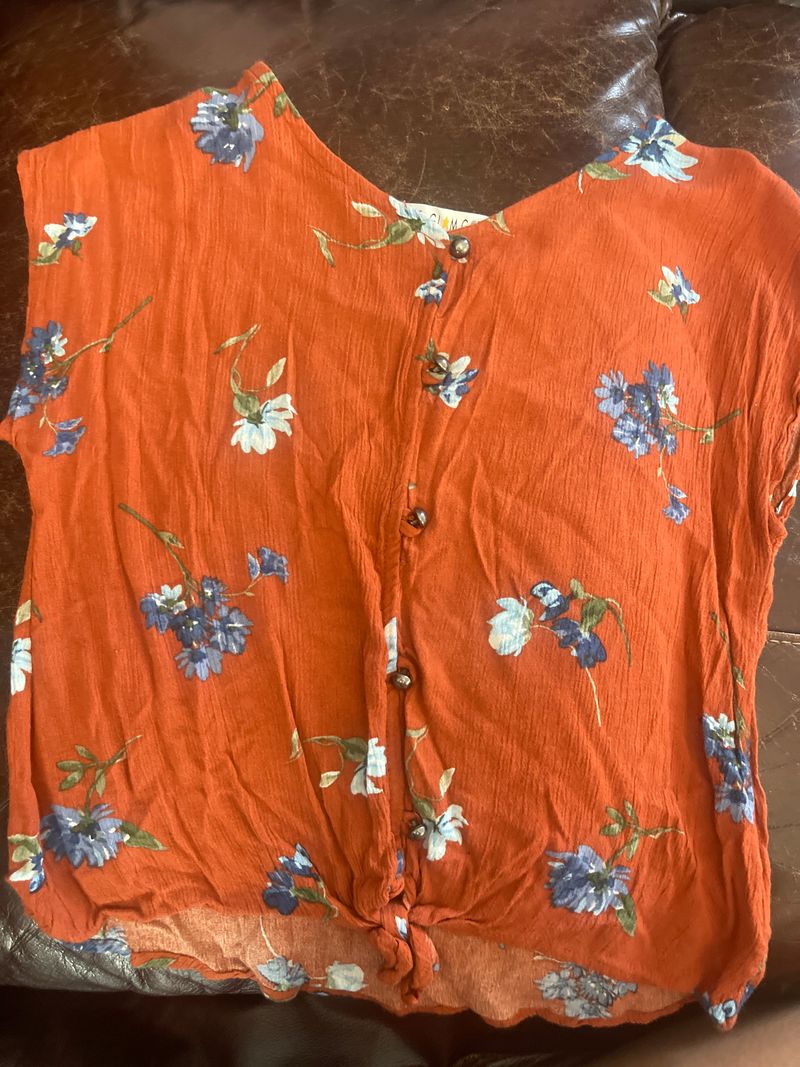 Love glamour girl Rust shirt with blue flowers knot tie at front 10