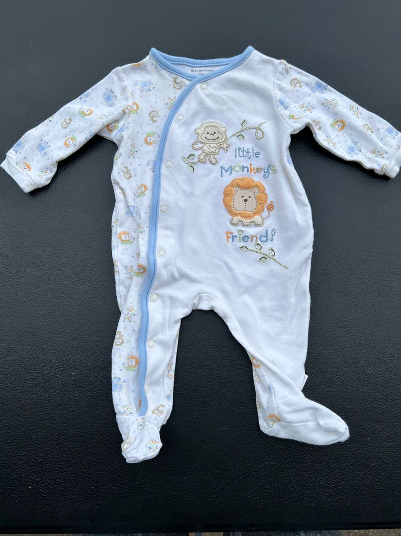 Footed pajamas, 3-6 months, snaps Blue and white 3 Months
