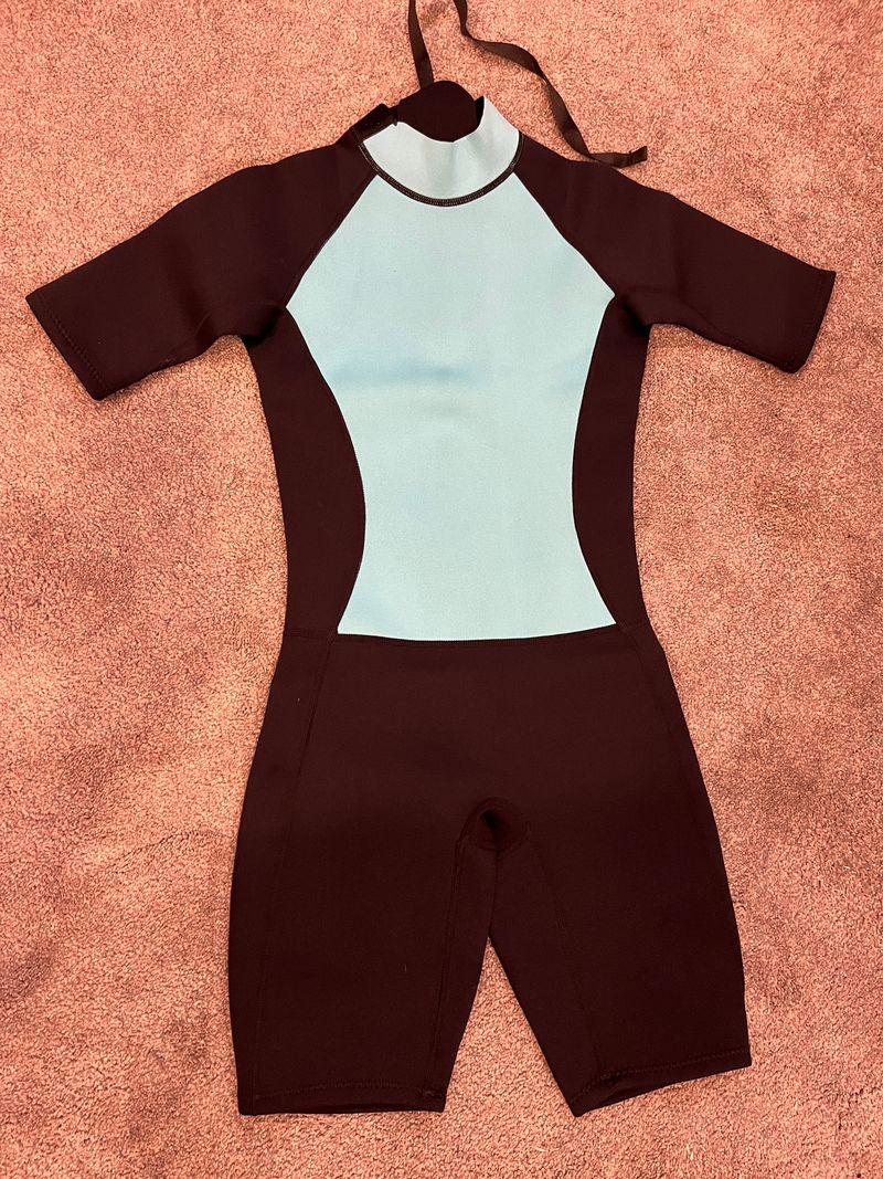Wetsuit, womens size Small, teal, black wet suit, light blue, black, swim, scuba