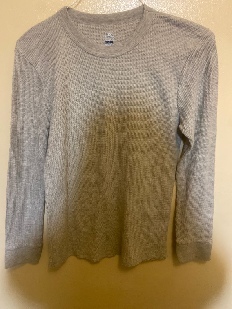 Fruit of the Loom Grey Long Sleeve size Large 12