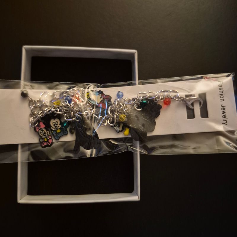 Fashion Jewelry Womens Disney Charm Bracelet NIB
