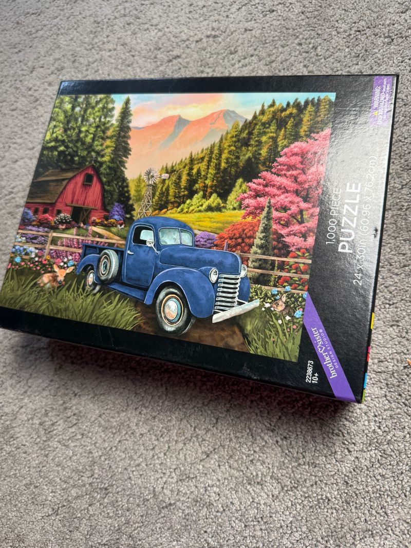 1000 pc 1000 blue truck complete