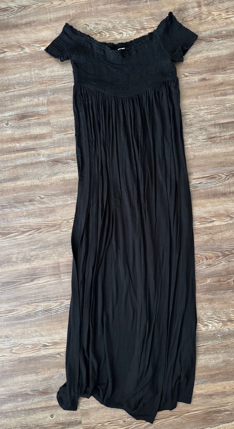 Isabel Maternity GUC Long black off the shoulder dress Women's Large 12-14