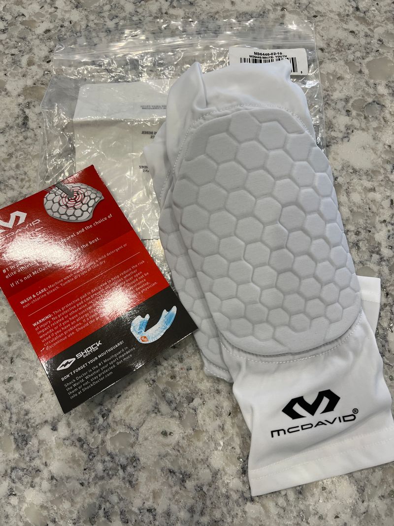 McDavid NWT HEX FORCE LEG SLEEVES size youth