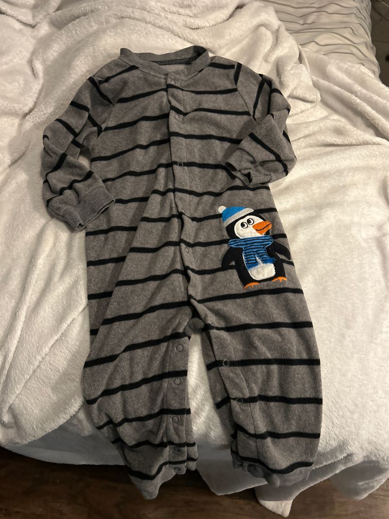 Carters- black & grey striped footless sleeper With penguin 24 Months