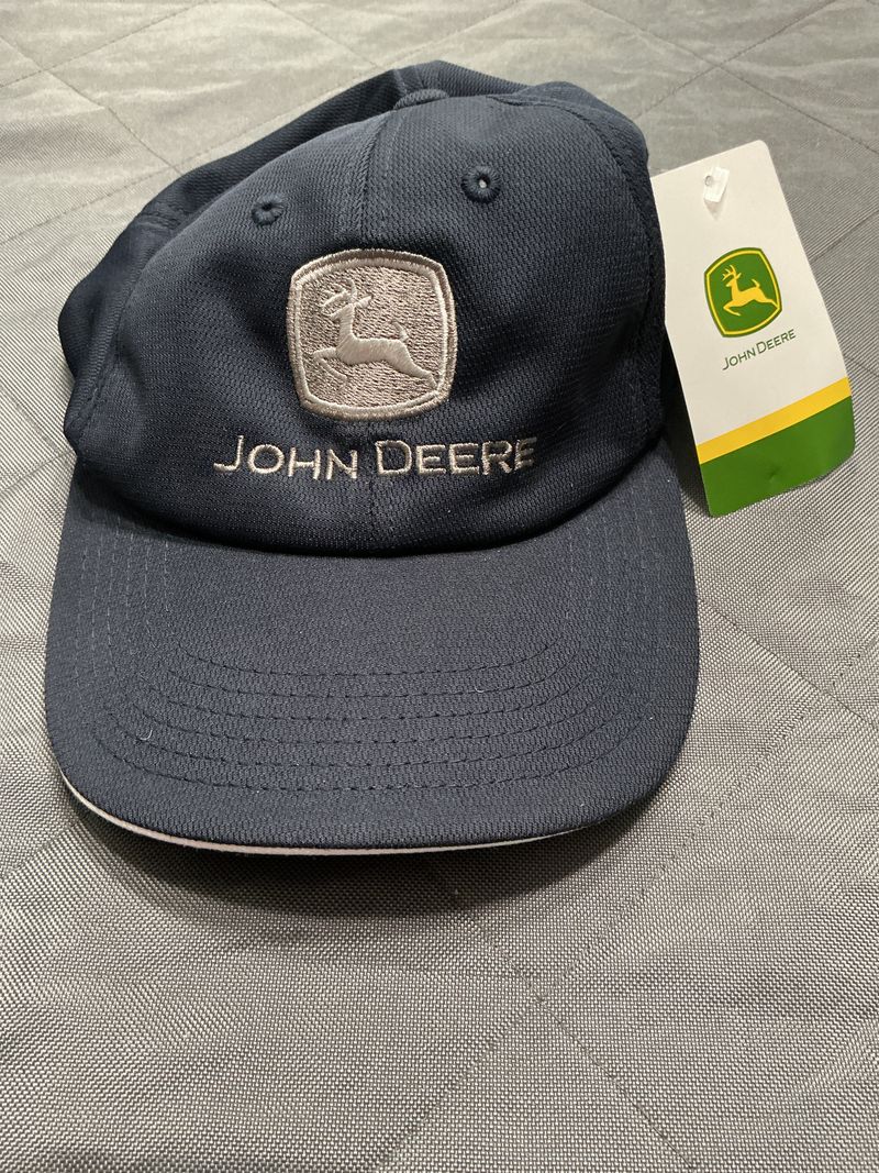 John Deere navy cap/silver logo NWT