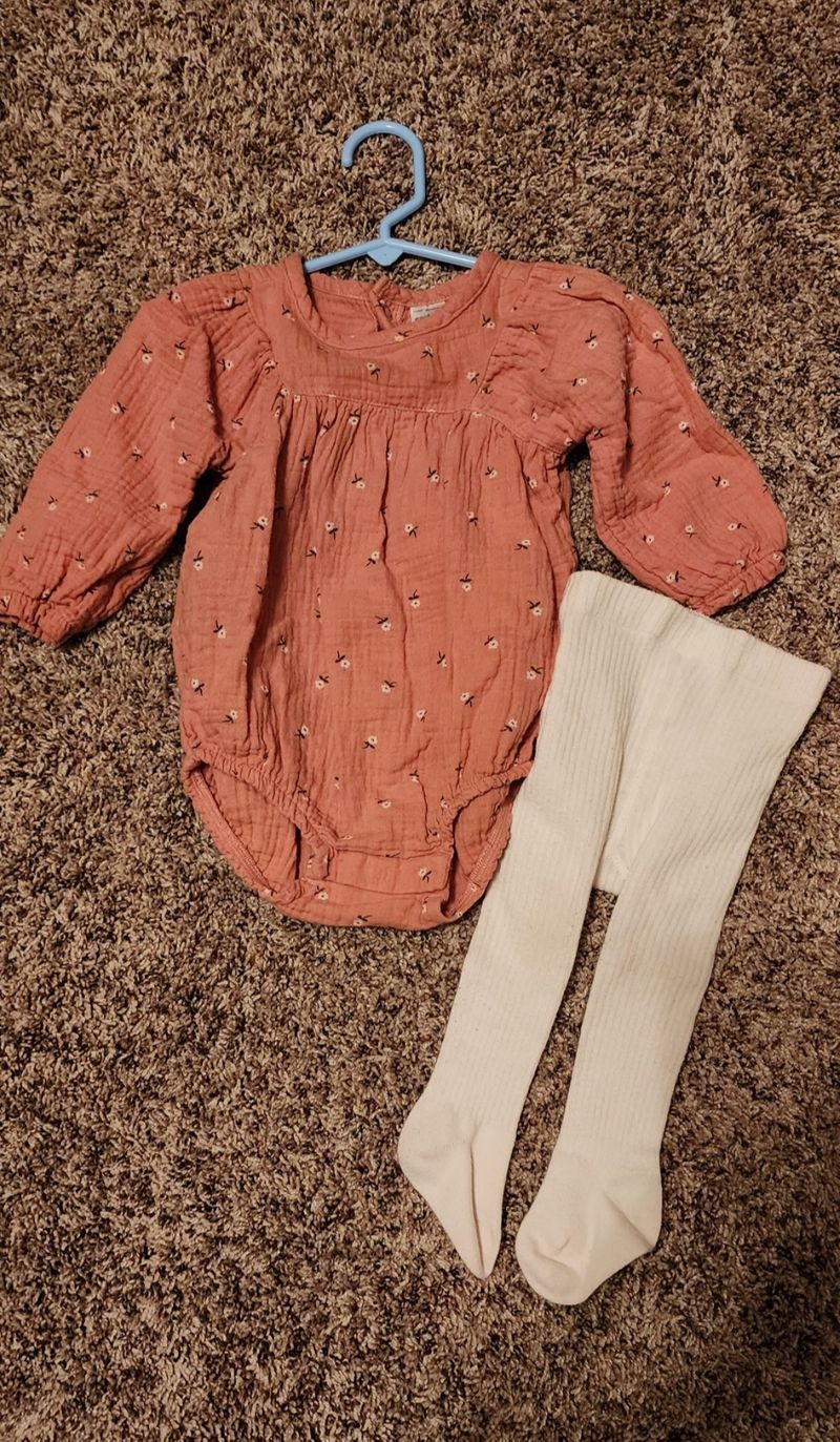 Carters 12 mo. Muslin type onsie top W/ cream colored tights 12 Months