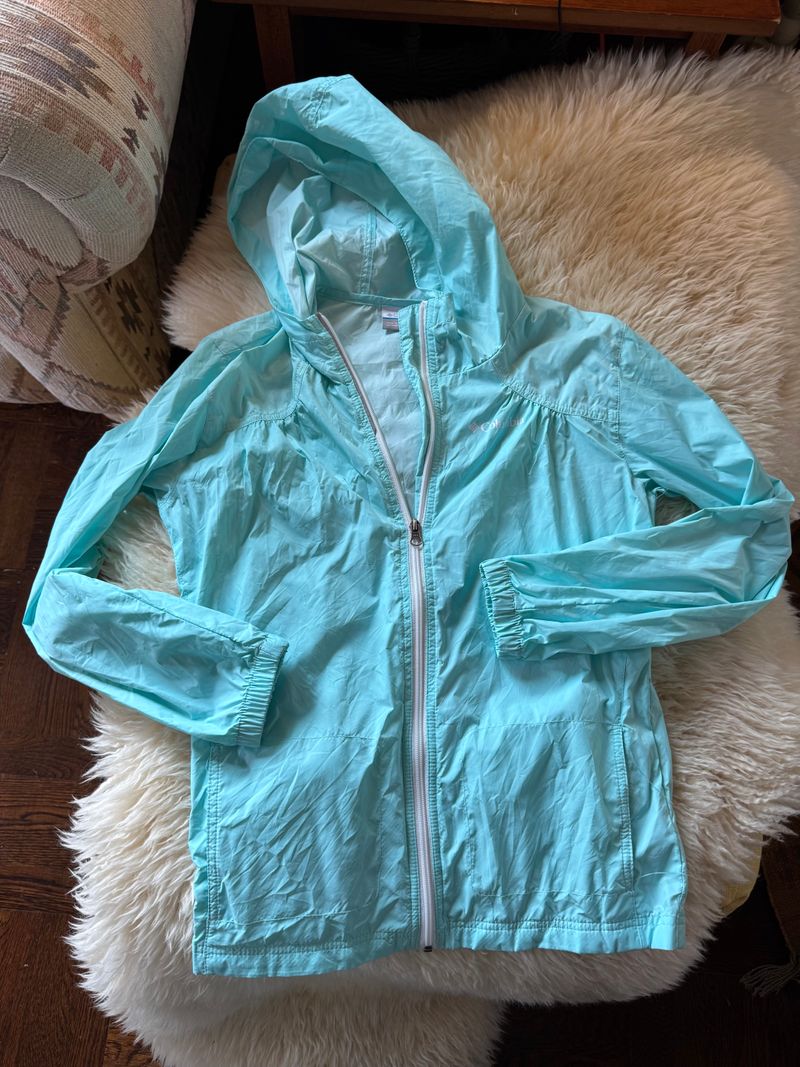 Columbia EUC rain jacket, unlined, super Lightweight. Tagged L,14-16 14