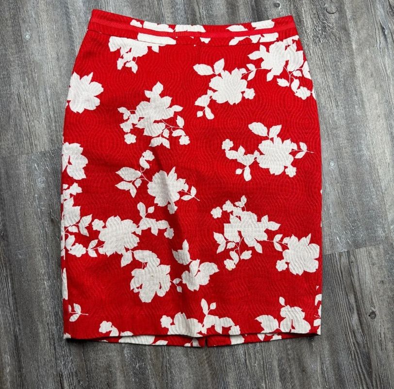 Talbots Red floral pencil skirt Women's 6