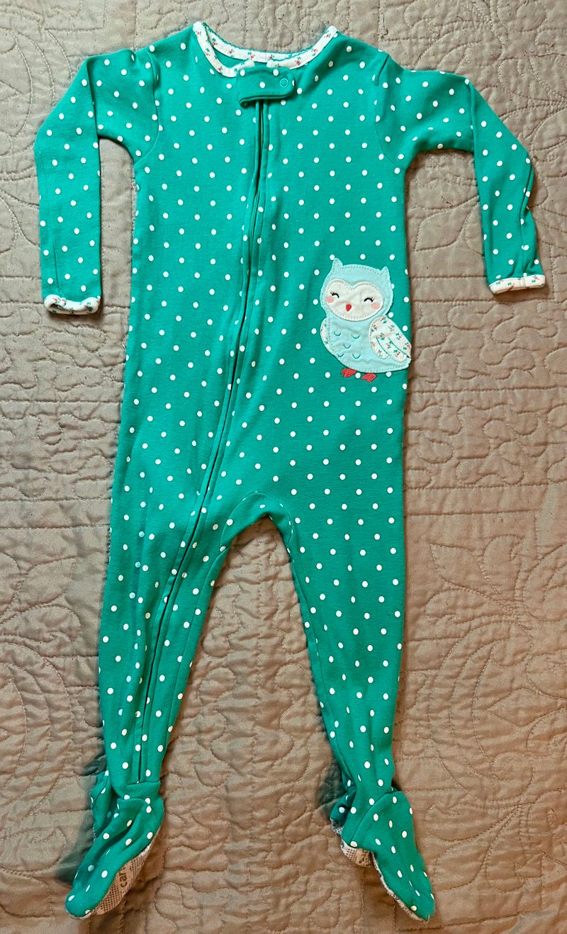 Carters Snug Fit Zip Front Owl Sleeper Washed but not worn. Teal polka dotted w/floral trim. 18 Months