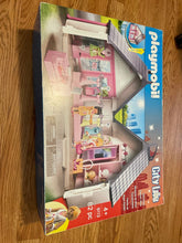 Load image into Gallery viewer, Playmobil PlayMobil take along fashion store pic with only pieces included Building
