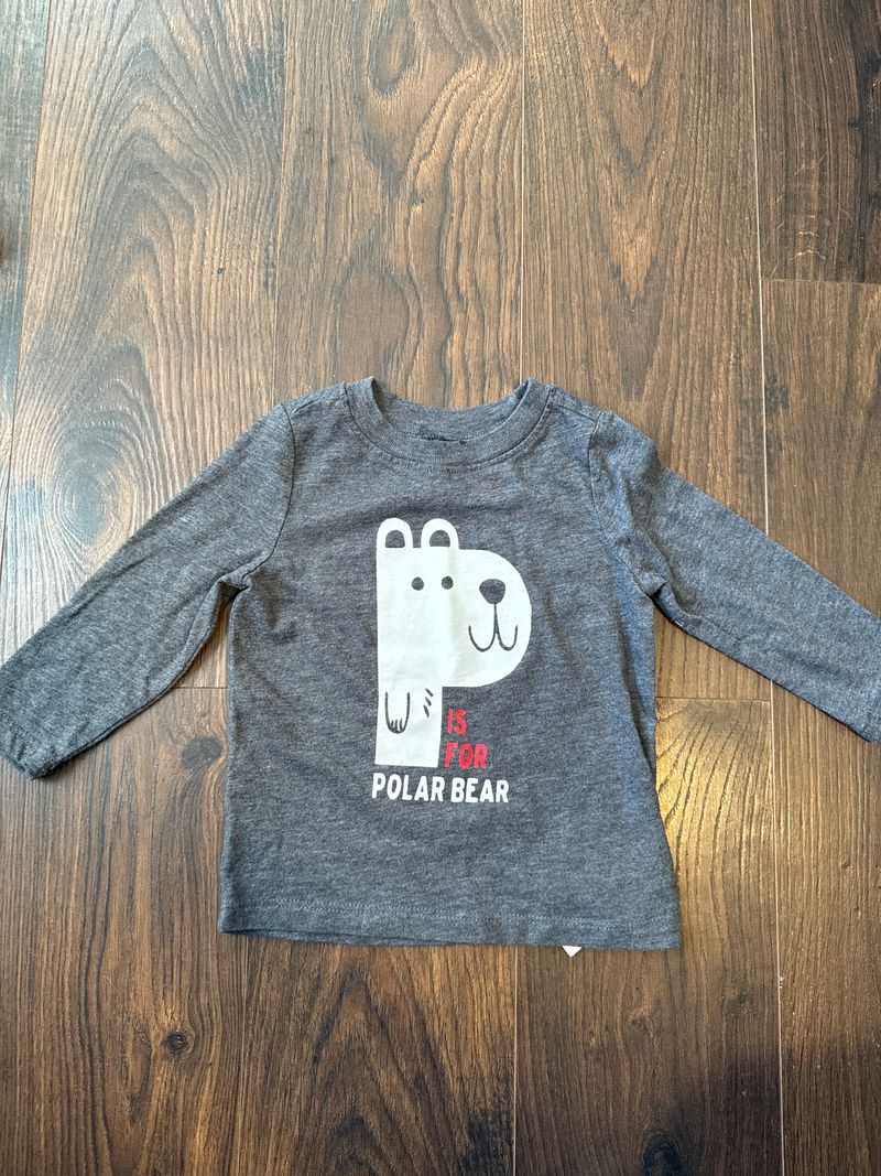Old Navy 12-18 months  long sleeve grey polar bear shirt 12 Months