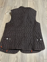 Load image into Gallery viewer, Tommy Hilfiger Brown and orange vest like new condition Women&#39;s - M
