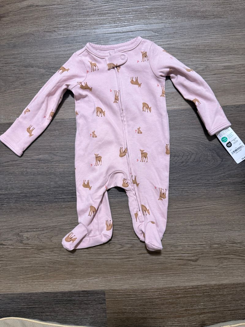 Carters NWT sleeper Newborn