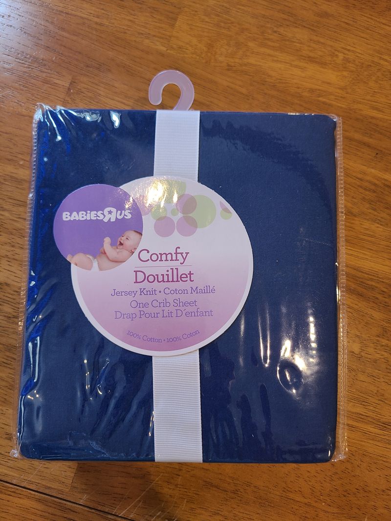 Babies R Us NWT blue jersey cotton crib sheet  Crib