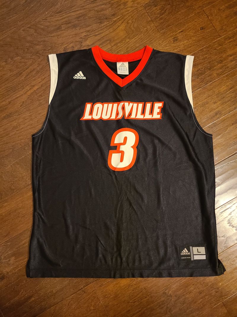 Adidas, University of Louisville, black and red, sleeveless jersey style shirt, UofL, like new, #3 Men's - L