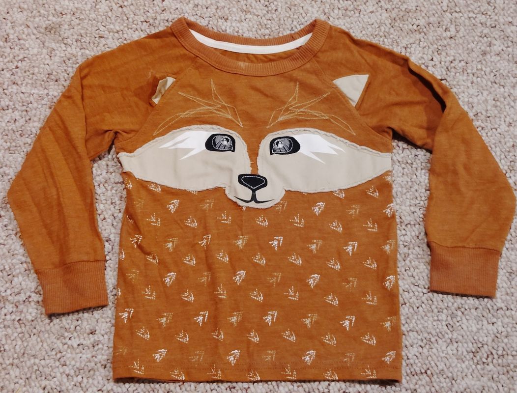Genuine Kids from OshKosh Fox longsleeve top size 3T 3T