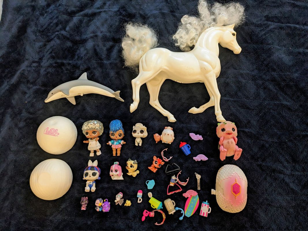 LOL and hatchimals LOL dolls & pets, dragon, horse, dolphin, hatchimals Figures and Animals