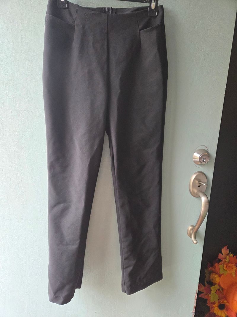 A.Buyer Size 9 Black Slacks A.Buyer Size 9 Black Slacks Women's 8
