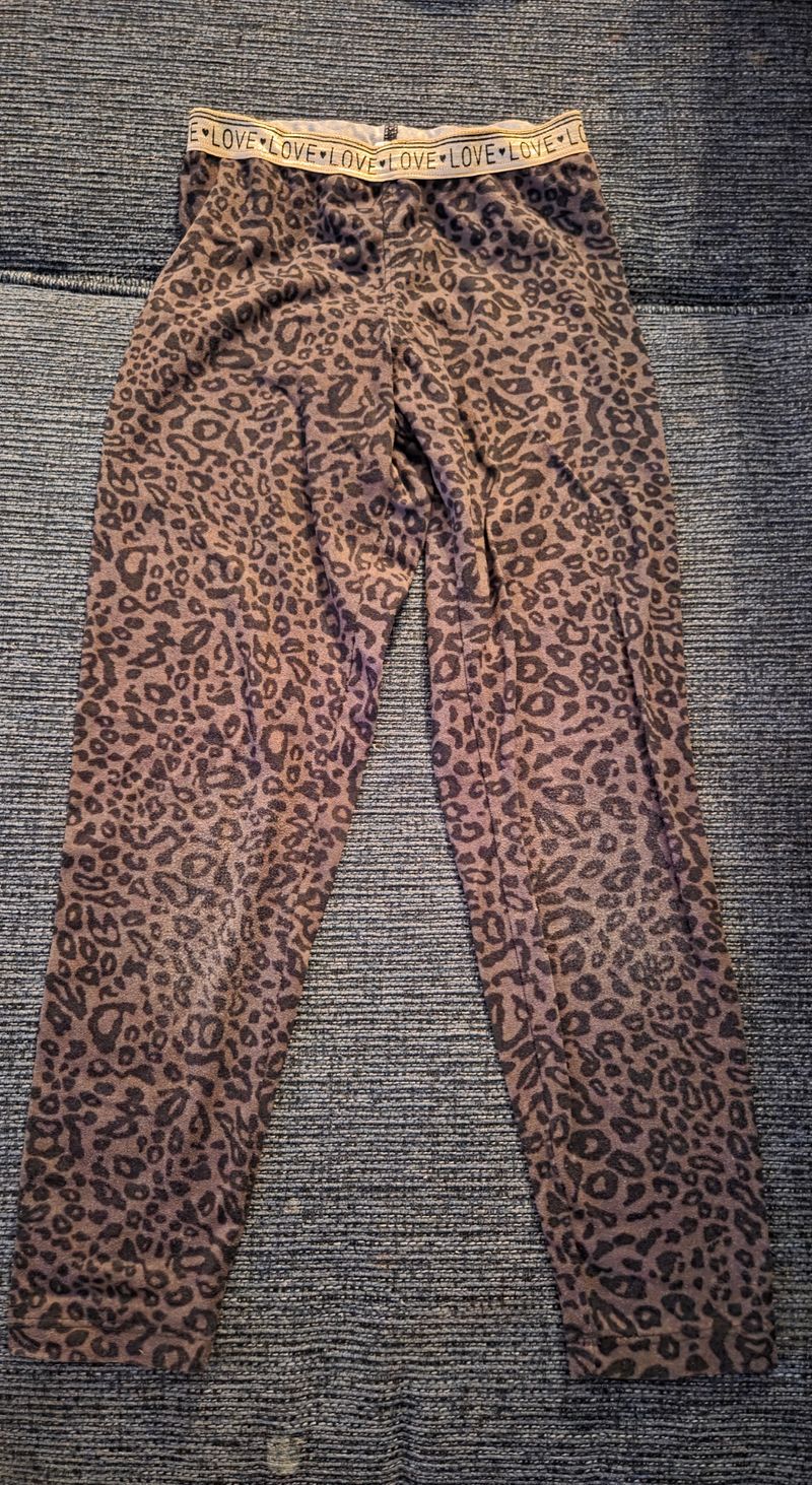 5/6 Love cheeta pants 5T