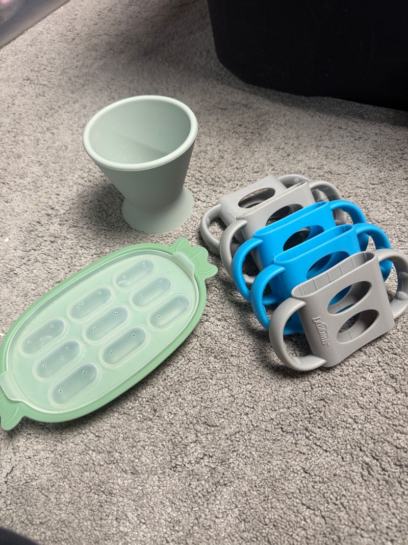 Dr Brown 5 bottle holders frozen tray and prep cup