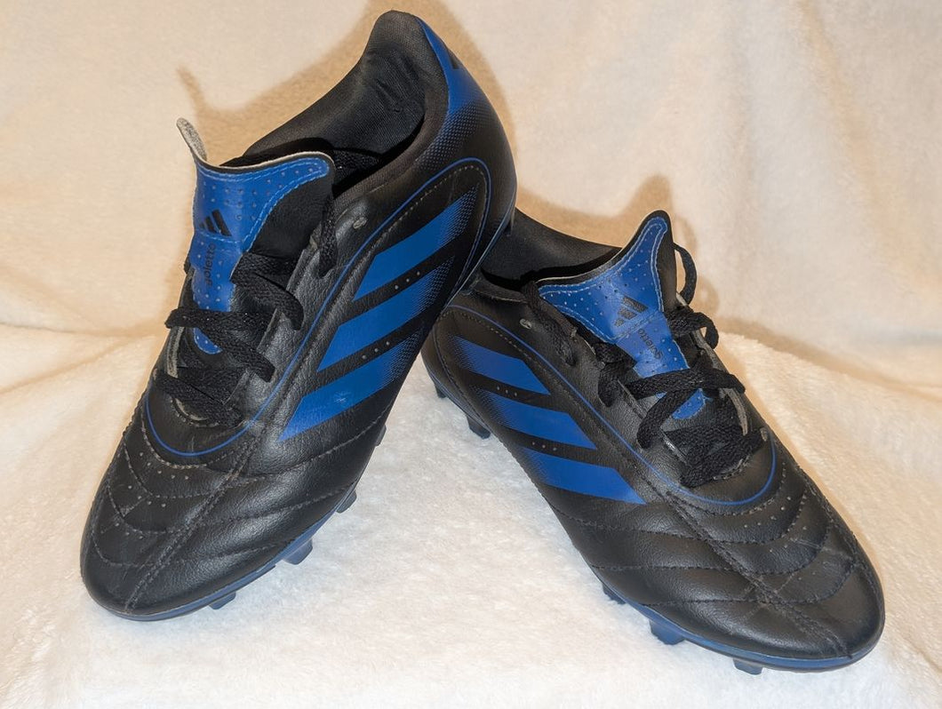 Adidas Soccer cleats 3 (Big Kid)