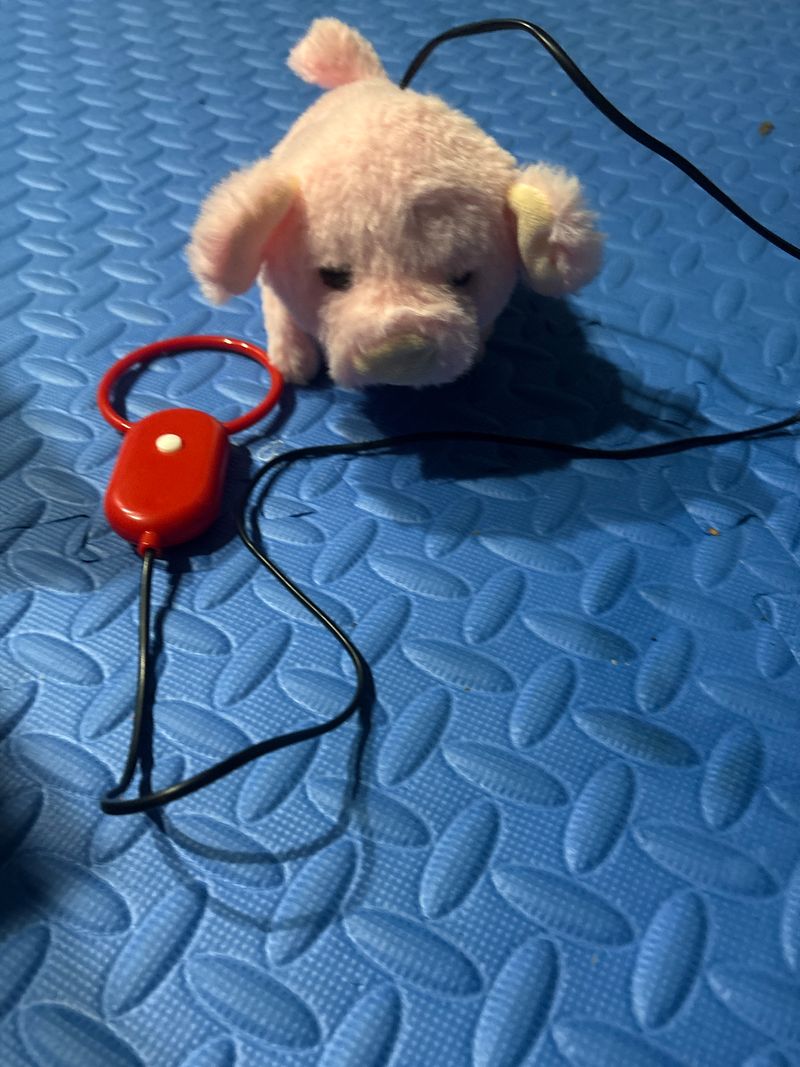 Unknown Walking pig toy Figures and Animals