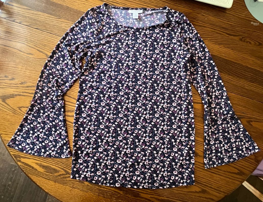 Motherhood Maternity Blouse Floral fitted Long Sleeve Flare sleeve Women's Med 8-10