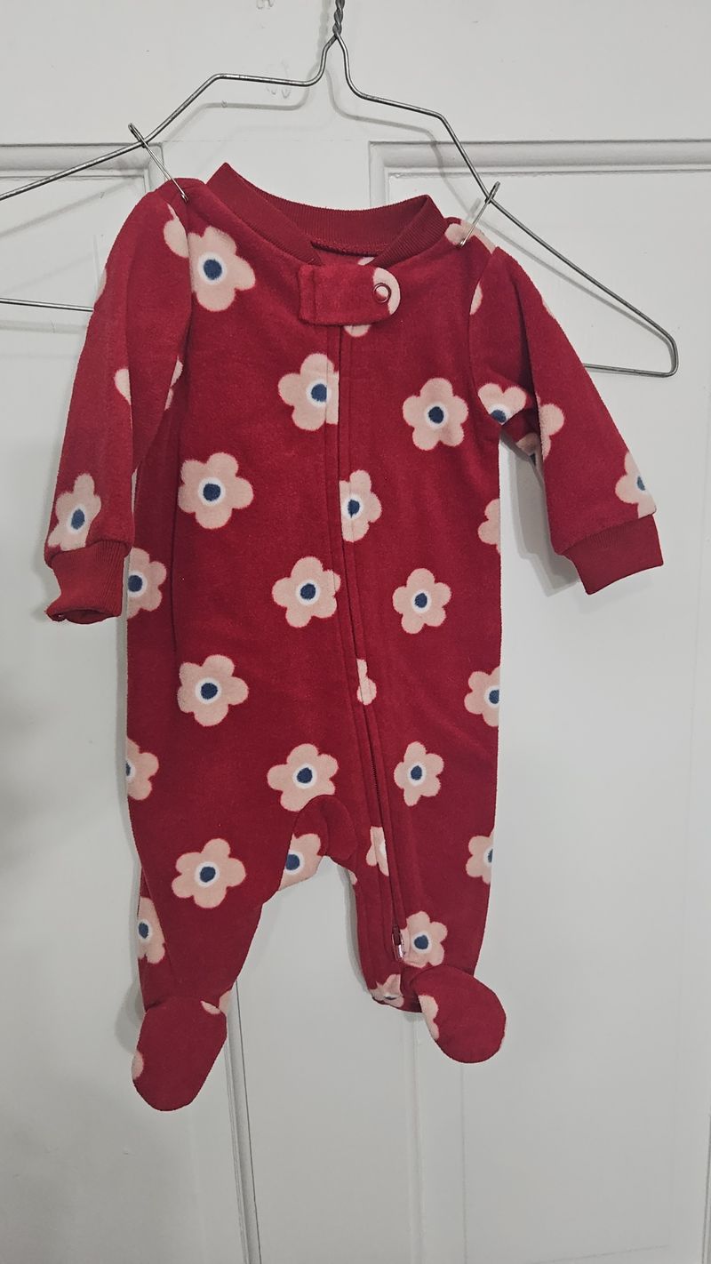 Carters Flower sleeper Newborn