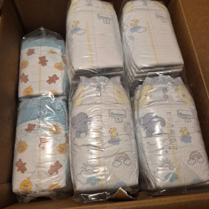 Pampers Size 1 Diapers three sleeves Potty and Diapering