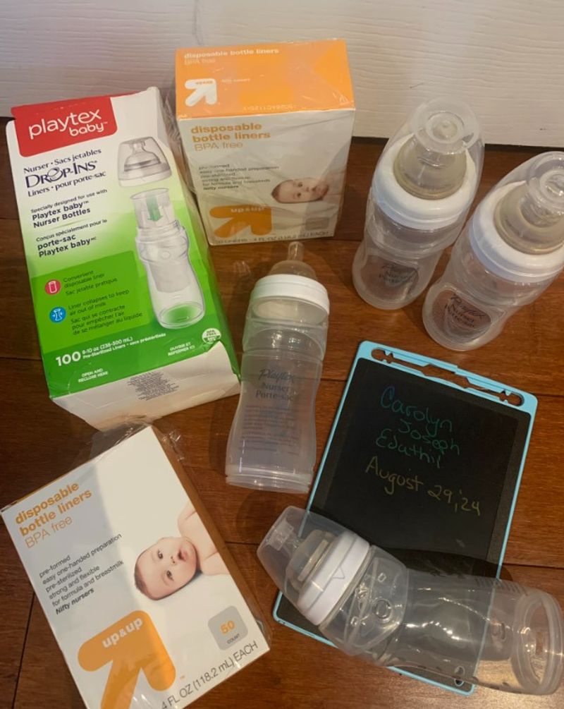 4 Playtex Baby Anti-Colic, Reduce Gas, bottles with Playtex and UP and UP liners