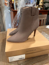 Load image into Gallery viewer, Lucky Brand BRAND NEW in box gray beige leather zip up ankle boots 8-1/2 (Adult)
