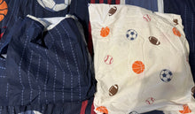 Load image into Gallery viewer, Jumping Beans Sports Themed FULL Size Bedding Set Comforter, Sheet Set, 2 Shams, and Bedruffle! Full

