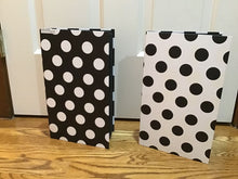 Load image into Gallery viewer, 2-NEW 8 X 13 Photo Albums for 4 X 6 Photos 2 Black &amp; White Polka Dot 30 Page/180 Photos
