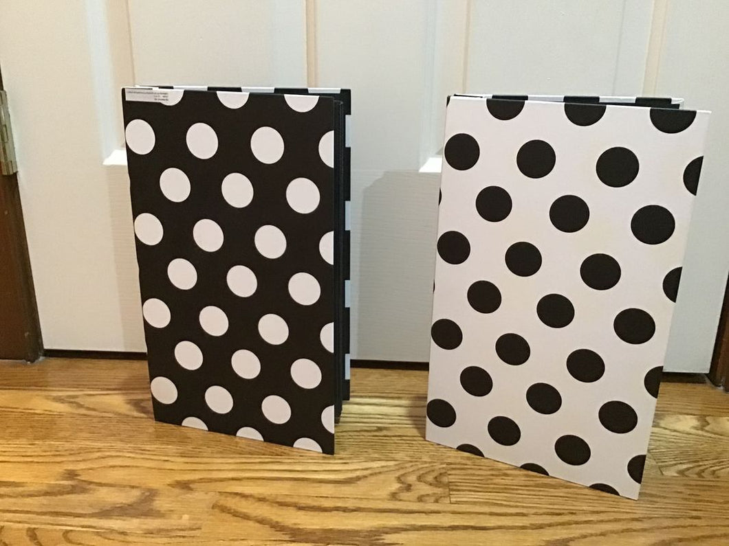 2-NEW 8 X 13 Photo Albums for 4 X 6 Photos 2 Black & White Polka Dot 30 Page/180 Photos