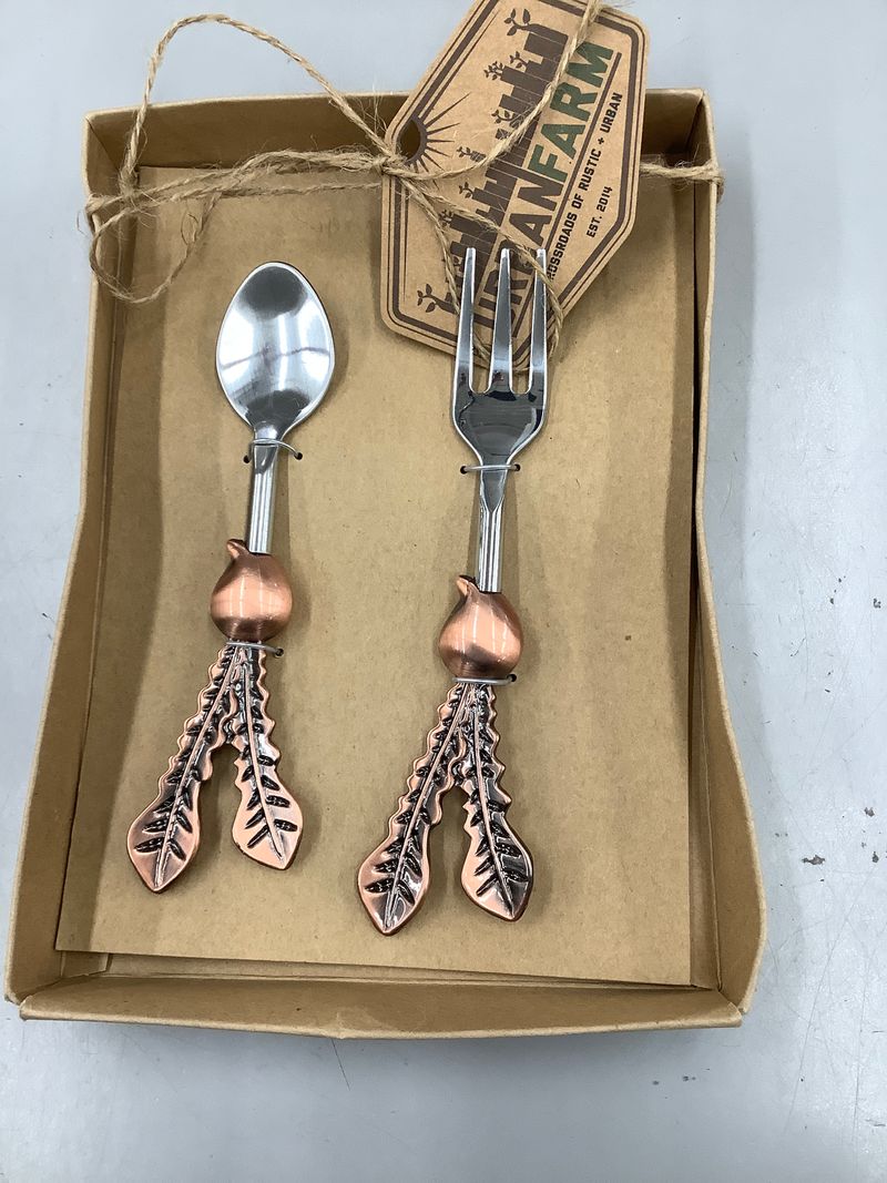 Urban Farm NIP Urban Farm rustic feeding set, fork and spoon