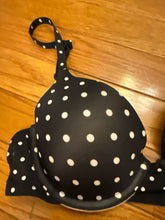 Load image into Gallery viewer, BP Nordstrom Brand new 32B polka dotted bra
