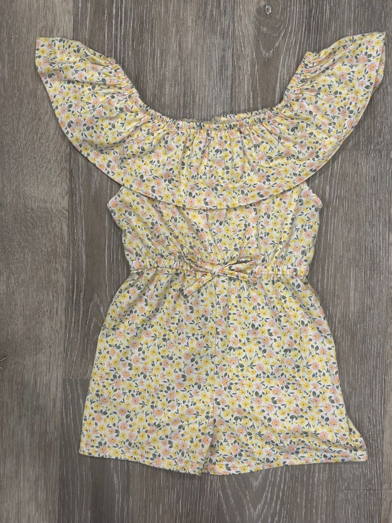 btween, size 6, romper Yellow floral romper 6