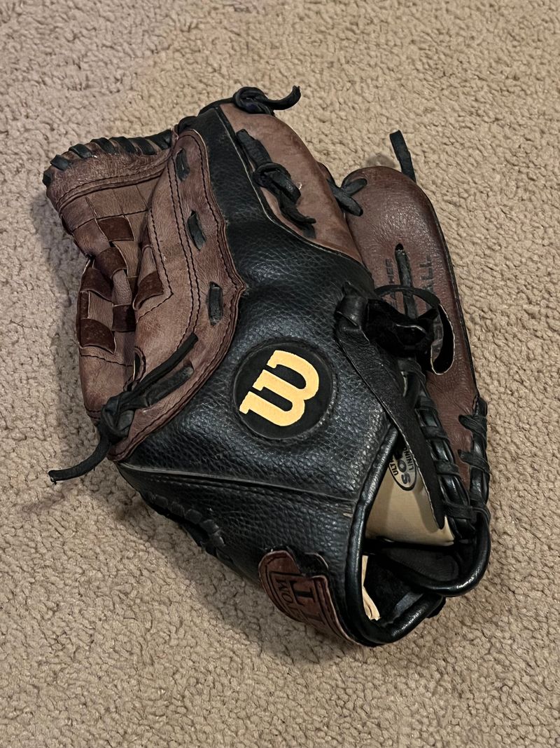Wilson baseball glove 11 1/2