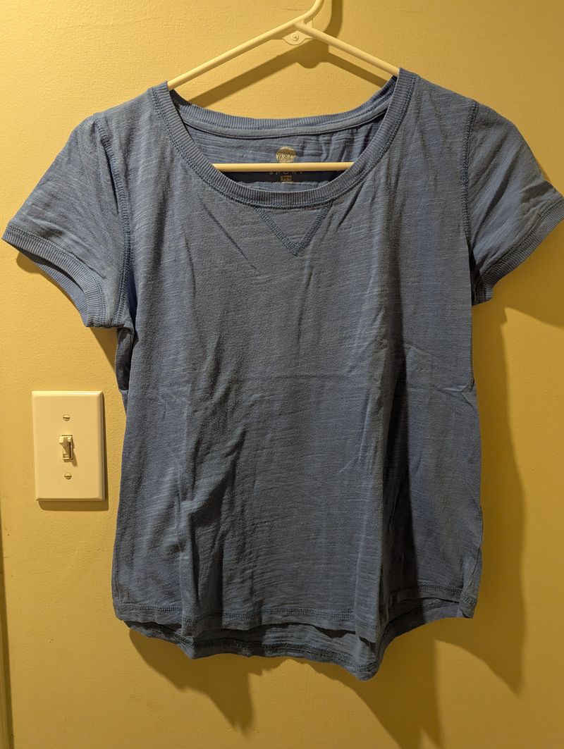 Jones New York Sport blue tee  Women's - S