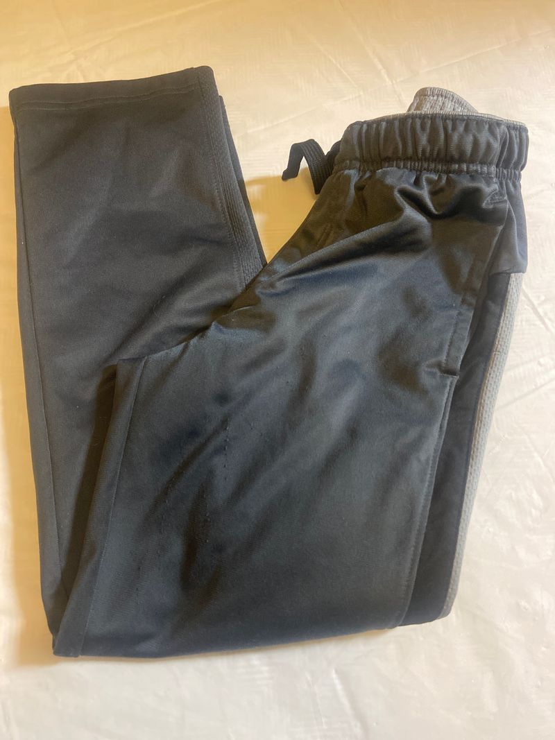 Athletic Grey athletic pants has picks 8