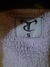 Load image into Gallery viewer, TruTimber black with pink camo sleeves hooded, full zippered and sherpa lined jacket Women&#39;s - S
