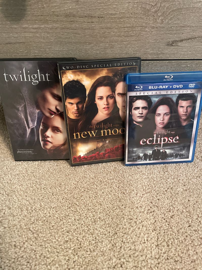 Twilight lot 3 twilight DVDs Movies