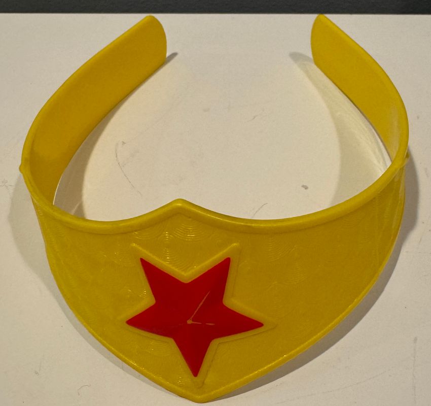 Wonder Woman Plastic Dress-Up Headband