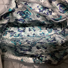 Load image into Gallery viewer, Vera Bradley Gray quilted nylon tote. 12x14.5x7
