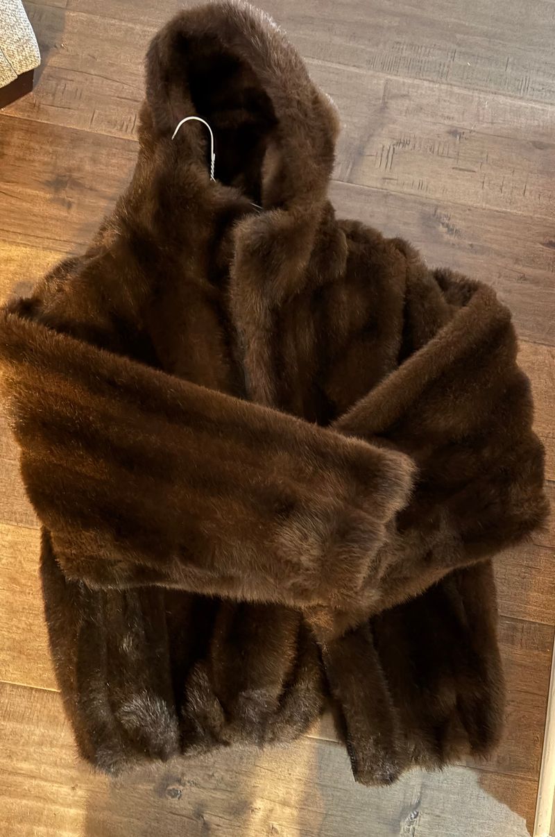 Donna Slayers Fabulous Furs Faux fur bomber coat with hood in excellent condition Women's - M