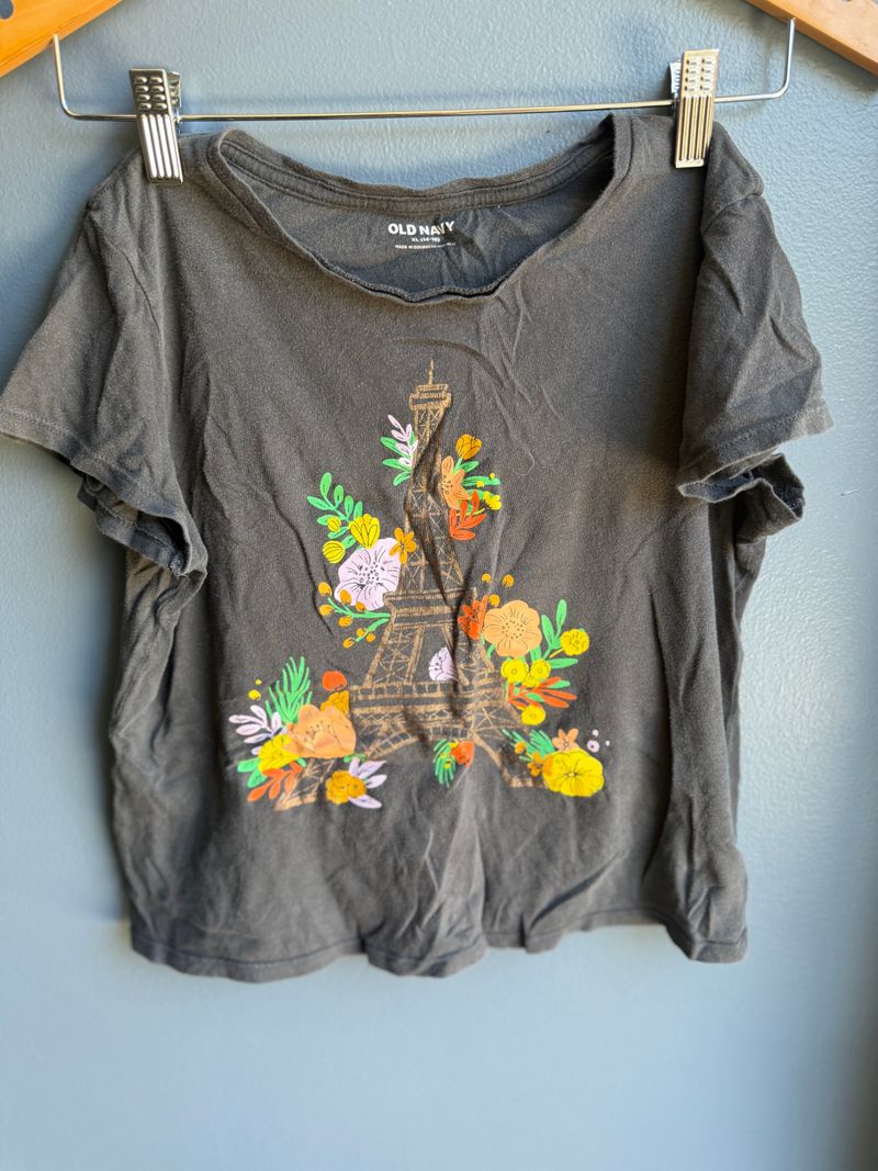 Old navy Dark gray Paris tee 14